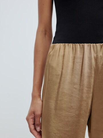 Wide leg Pantaloni 'Sinead' di EDITED in marrone