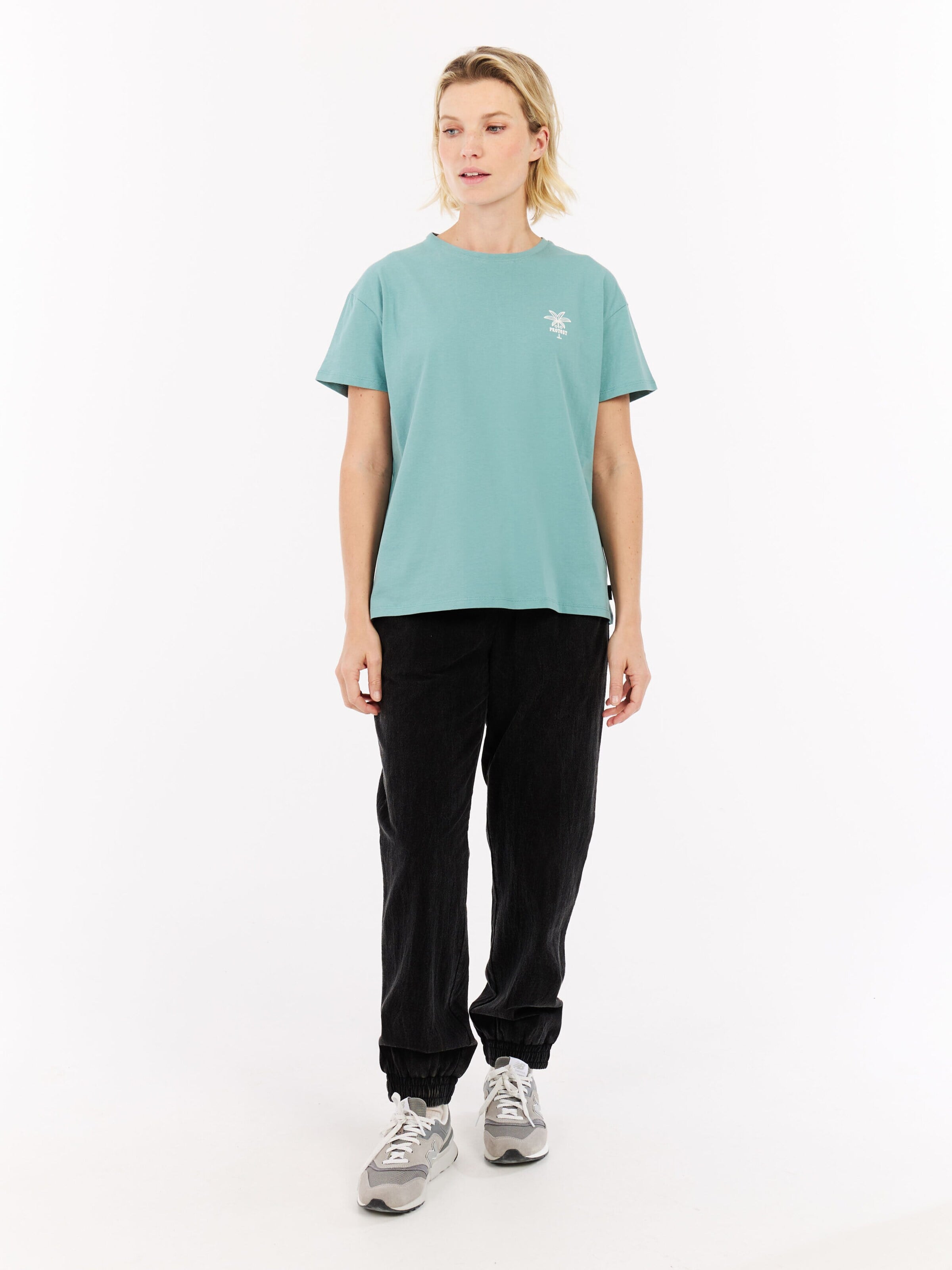 PROTEST Shirt 'PRTKathy'‌‌ in Blau