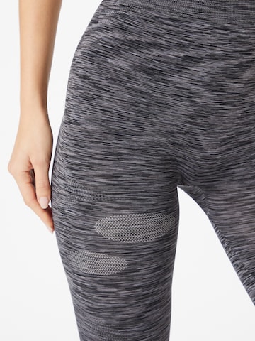 ENDURANCE - Skinny Pantalón deportivo 'Battipaglia' en gris