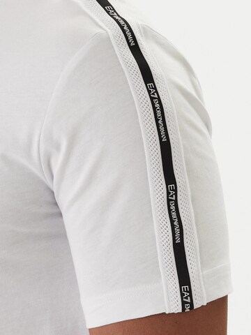 Maglietta di EA7 Emporio Armani in bianco