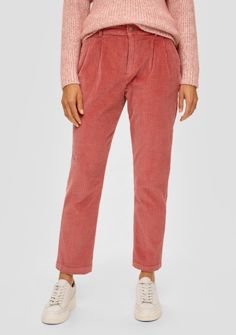 s.Oliver Tapered Pleat-Front Pants in Pink: front