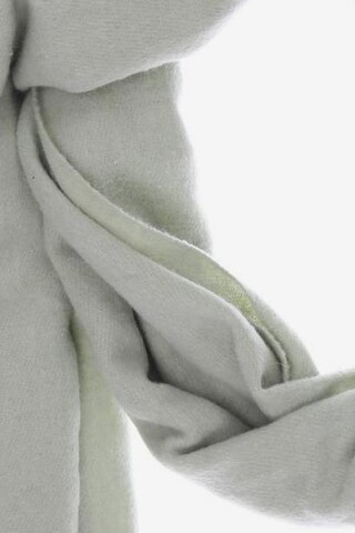 OPUS Scarf & Wrap in One size in Green