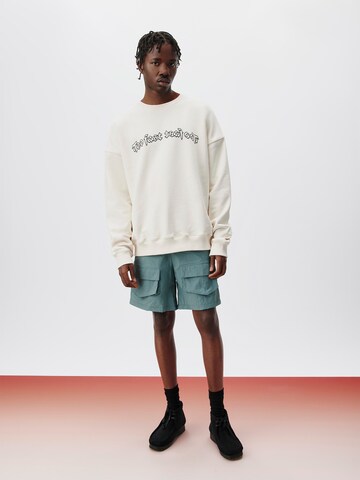 ABOUT YOU x Kingsley Coman Sweatshirt 'Jakob' in Wit