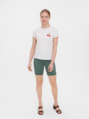 VERO MODA T-Shirt 'Oyafrancis' in Weiß