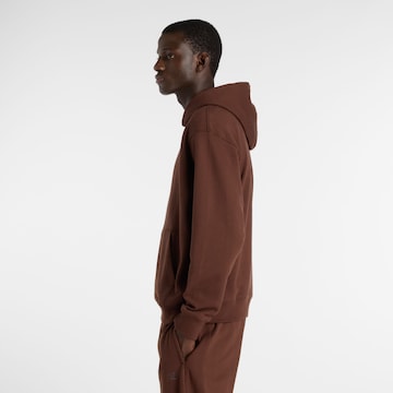 new balance Sweatshirt 'Athletics' in Braun