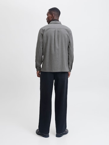 JACK & JONES Regular Fit Skjorte i grå