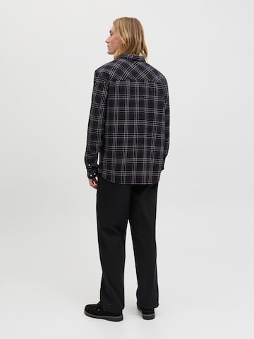 Coupe regular Chemise JACK & JONES en noir