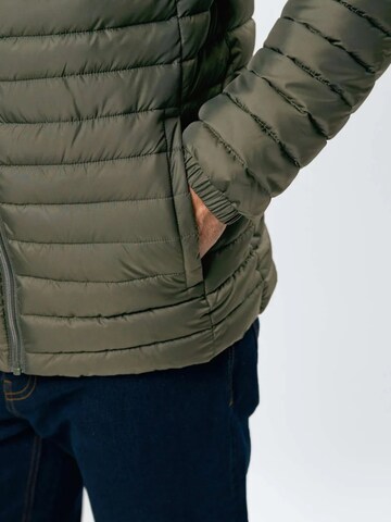 MCS Tussenjas ' Santos ' in Groen