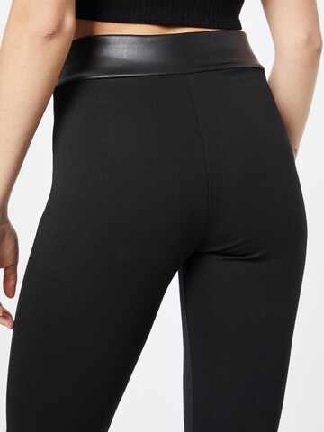 Skinny Leggings 'Svea' de la ABOUT YOU pe negru