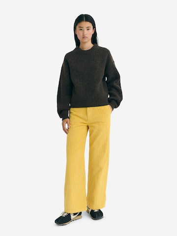 Thinking MU Pullover i brun