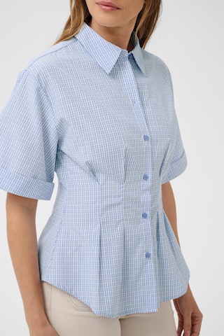 Kaffe - Blusa em azul
