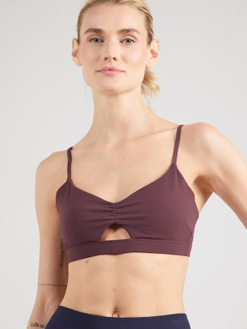 Bustier Soutien-gorge de sport 'PURELUXE' Fabletics en rouge : devant