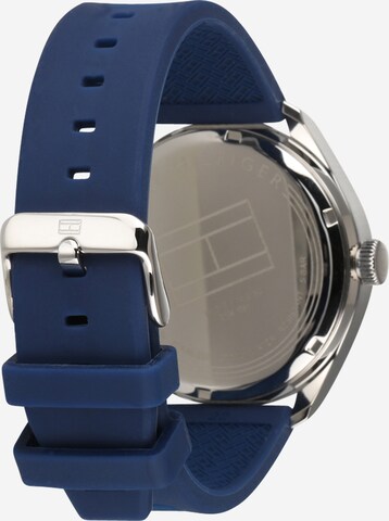 TOMMY HILFIGER Uhr in Blau