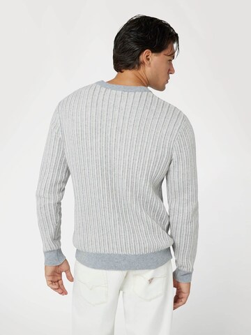 Pull-over GUESS en gris