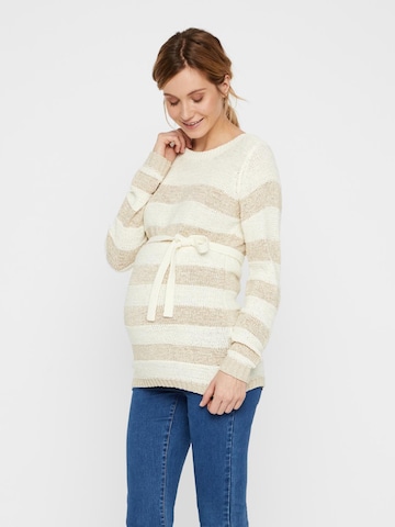 MAMALICIOUS Пуловер 'Sandy' в бяло: отпред