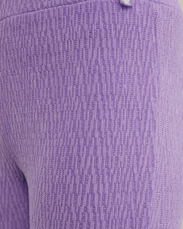 WE Fashion - Acampanado Leggings en lila