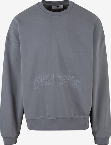 DEF Sweatshirt 'Trust Issues' in Grey: front