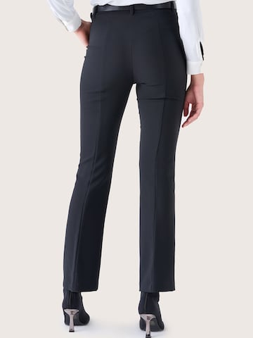 Camomilla Italia Slim fit Traditional pants in Black