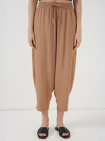 Bigdart Vat Broek in Bruin: voorkant