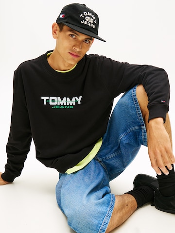 Bluză de molton 'ESS' de la Tommy Jeans pe negru