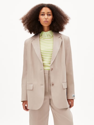 ARMEDANGELS Blazers ' PALILAA ' in Beige: voorkant