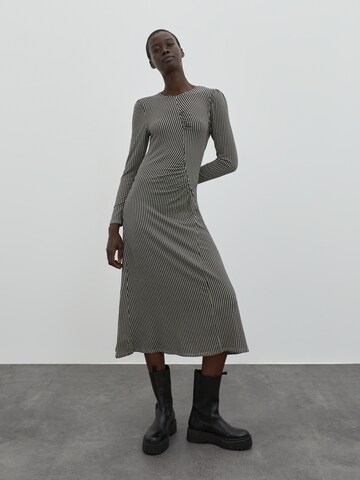 Robe 'Aurea' EDITED en gris : devant