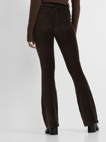 bonprix Skinny Leggings in Bruin