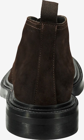 GANT Chukka Boots in Bruin
