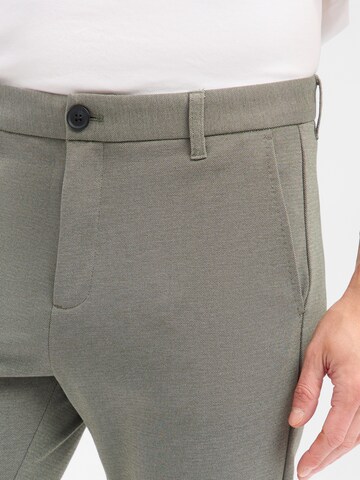 Lindbergh Slim fit Chino Pants in Green