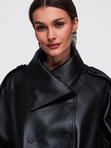 Ombre Übergangsjacke‌‌‌‌‌‌ in Schwarz