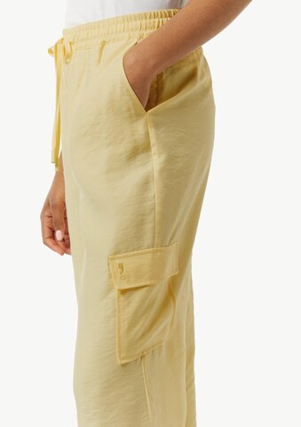 Regular Pantalon COMMA en jaune
