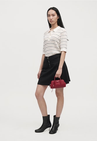 Calvin Klein Τσάντα ώμου σε κόκκινο: πλευρά