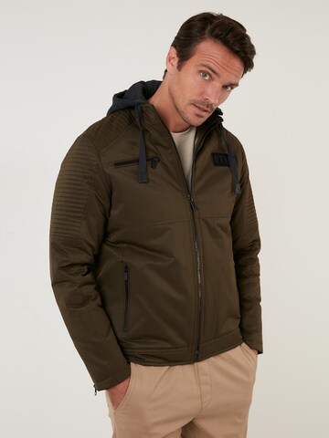 Buratti Between-Season Jacket in Green: front