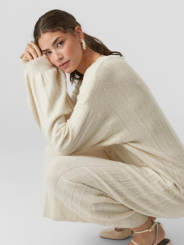 VERO MODA Strikkekjole 'Verity' i beige