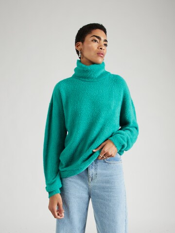 VILA Sweater 'Lazuli' in Green: front