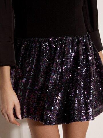 Apricot Bandeau Sequin Mini Dress ' Bandeau-Kleid ' in Mischfarben