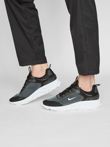 Nike Sportswear Tenisky 'React Live' – černá