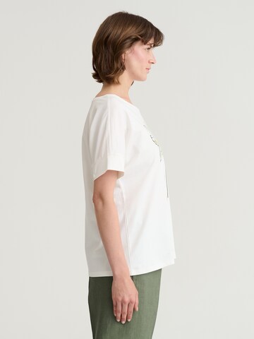 Tricou 'Monki 2' de la TATUUM pe alb