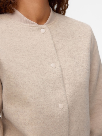 VERO MODA Overgangsjakke 'CHLOE' i beige