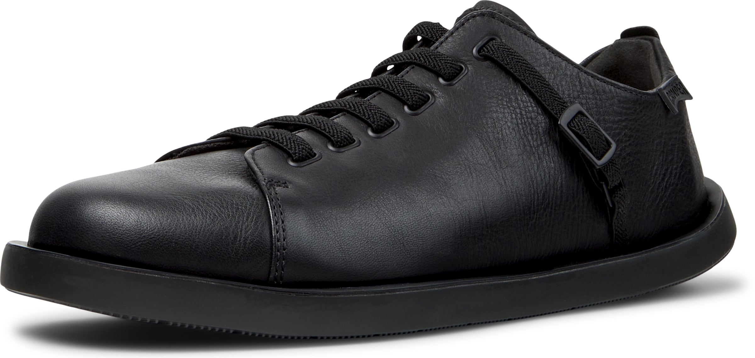 Scarpa stringata 'Wagon' di CAMPER in nero: frontale