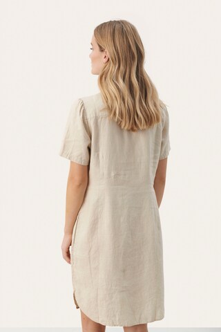 Robe 'Aminase' Part Two en beige