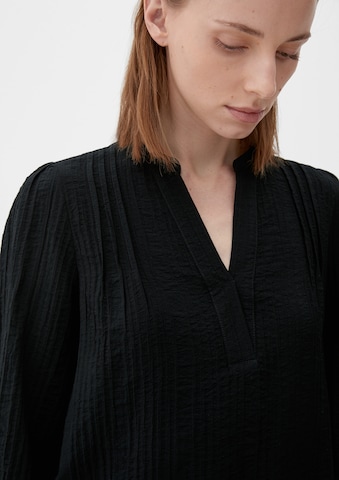 s.Oliver Blouse in Black