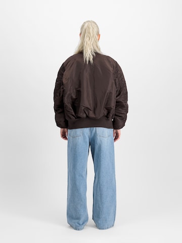 ALPHA INDUSTRIES Prehodna jakna 'MA-1 Heritage' | rjava barva