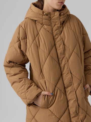 Manteau d’hiver 'Adelaloa' VERO MODA en marron