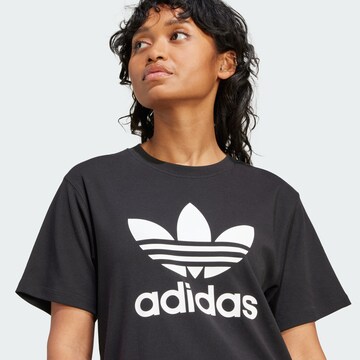 ADIDAS ORIGINALS - Camiseta 'Trefoil' en negro