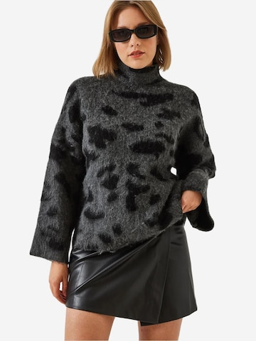 Bianco Lucci - Pullover em cinzento: frente