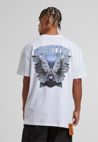 Forgotten Faces Shirt in White: front