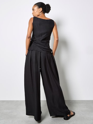Apricot Wide leg Trousers ' ' in Black