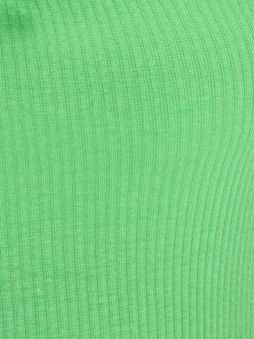 Pieces Petite - Vestido 'TEGAN' en verde