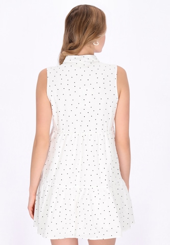 Robe-chemise 'Young Fashion' MYMO en blanc